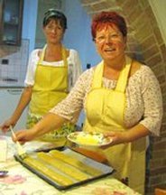 Magyar résztvevők a toszkán főzőiskolában